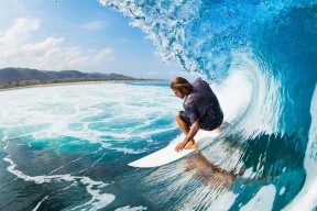 自由泳长程突尼斯展现节奏耐性，自由泳纪录