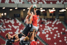 掘金内线优势明显，约基奇再献三双，约基奇47分掘金胜爵士