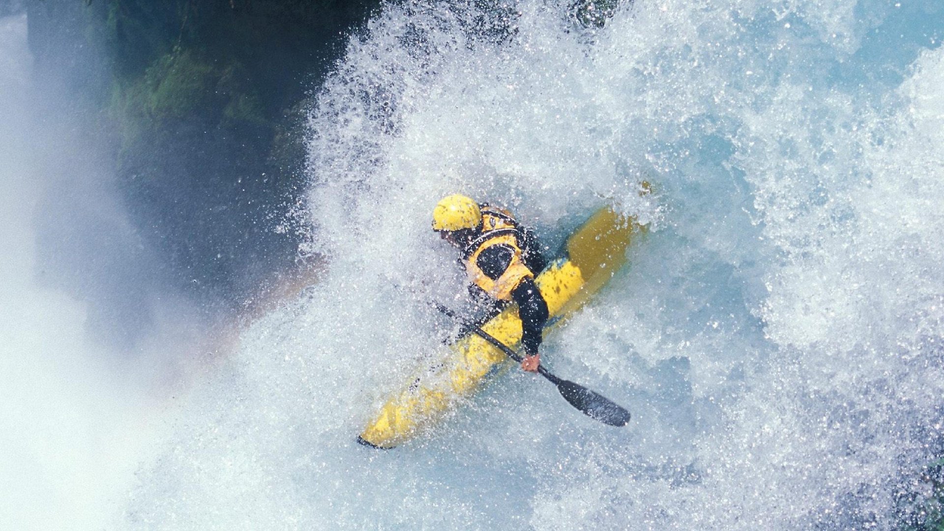 中国足球赛事安全保障，中国足球政策
